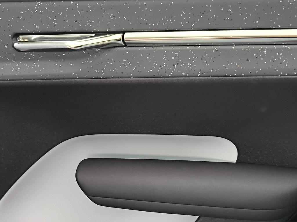 Volvo EX30 - Imagem 20