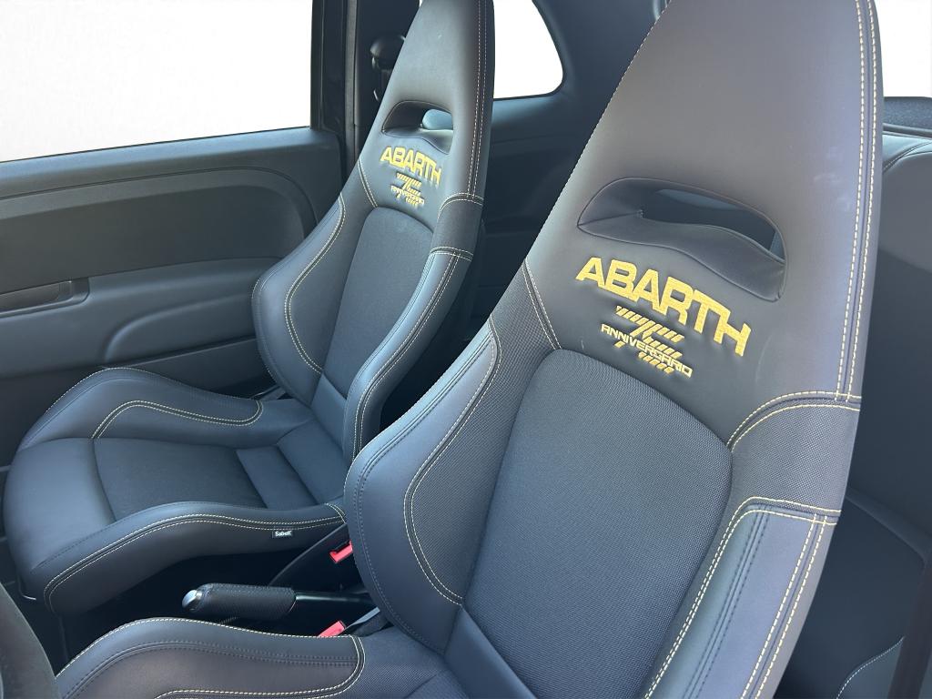 Abarth 695 - Imagem 12
