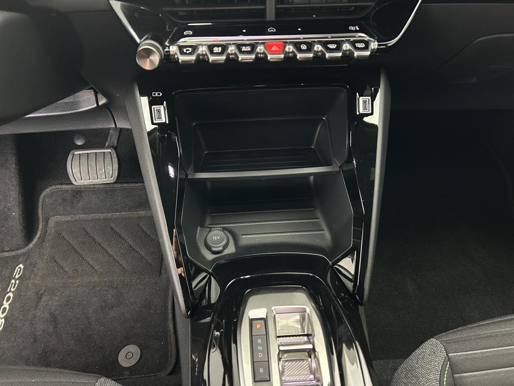 Peugeot 2008 - Imagem 13