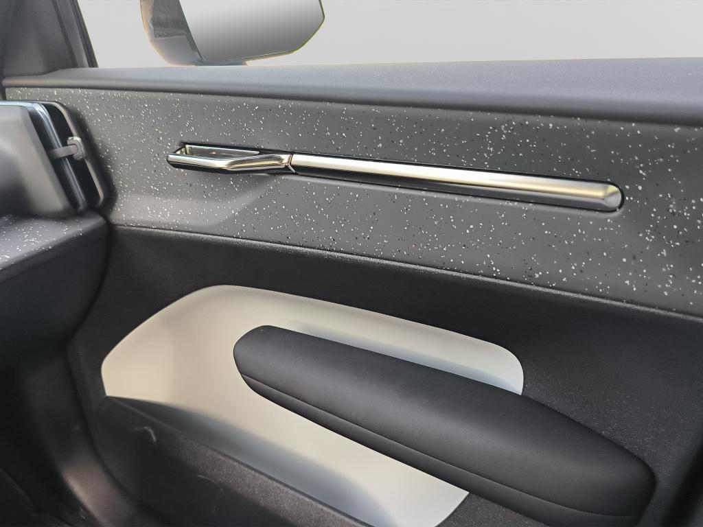 Volvo EX30 - Imagem 18