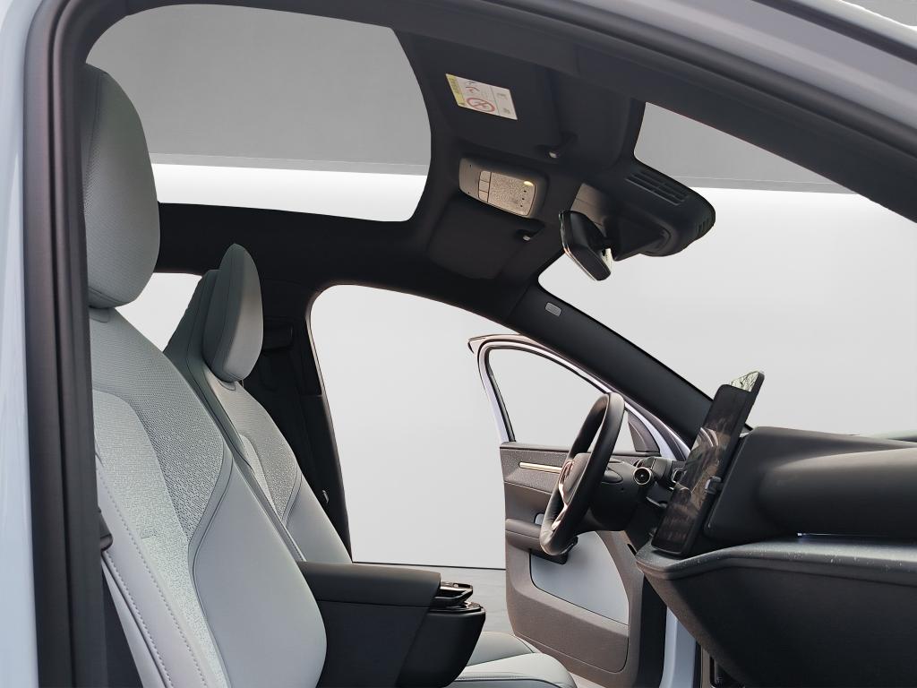 Volvo EX30 - Imagem 16