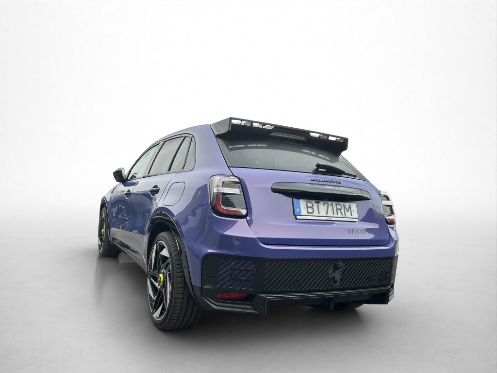 Abarth 600e - Imagem 8