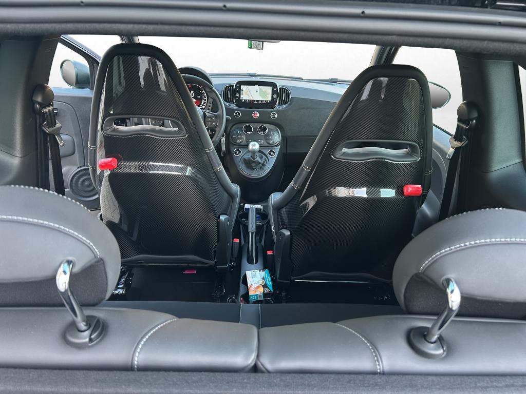 Abarth 695 - Imagem 17