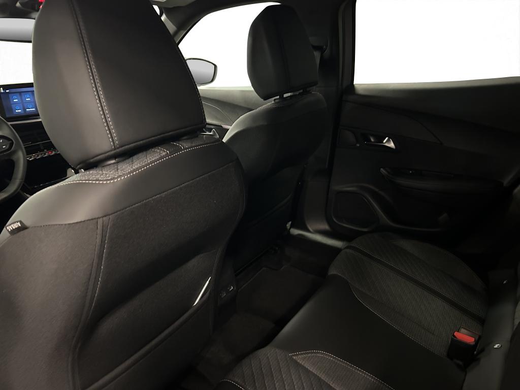 Peugeot 2008 - Imagem 18