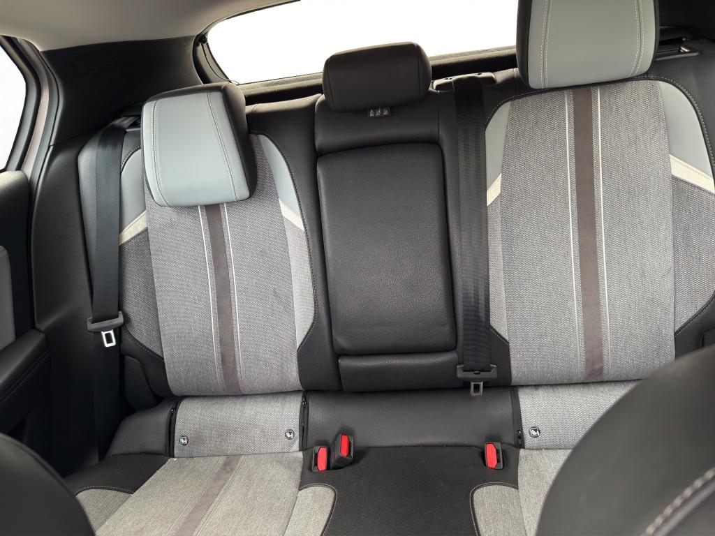 Opel ASTRA - Imagem 17