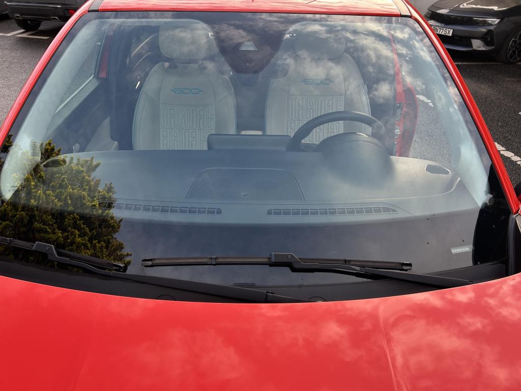 Fiat 600e - Imagem 9