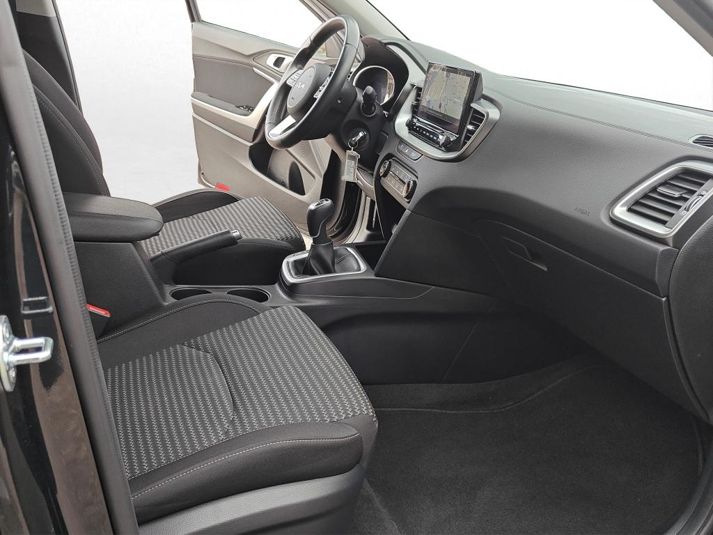 KIA XCeed - Imagem 13