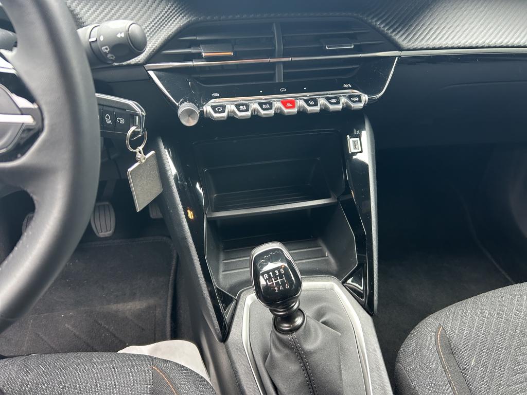 Peugeot 2008 - Imagem 13