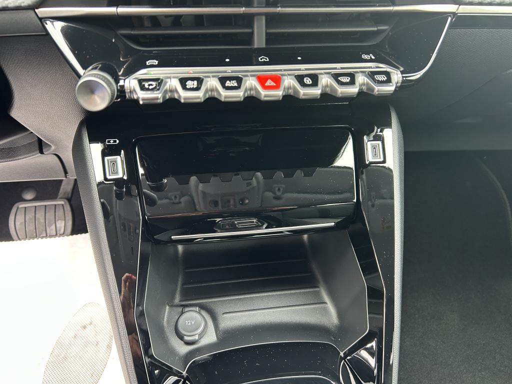 Peugeot 208 - Imagem 13