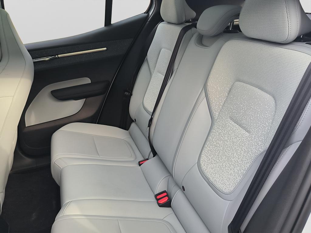 Volvo EX30 - Imagem 20