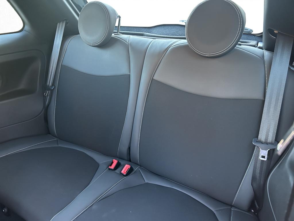 Abarth 695 - Imagem 9