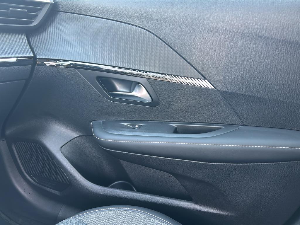 Peugeot 208 - Imagem 17