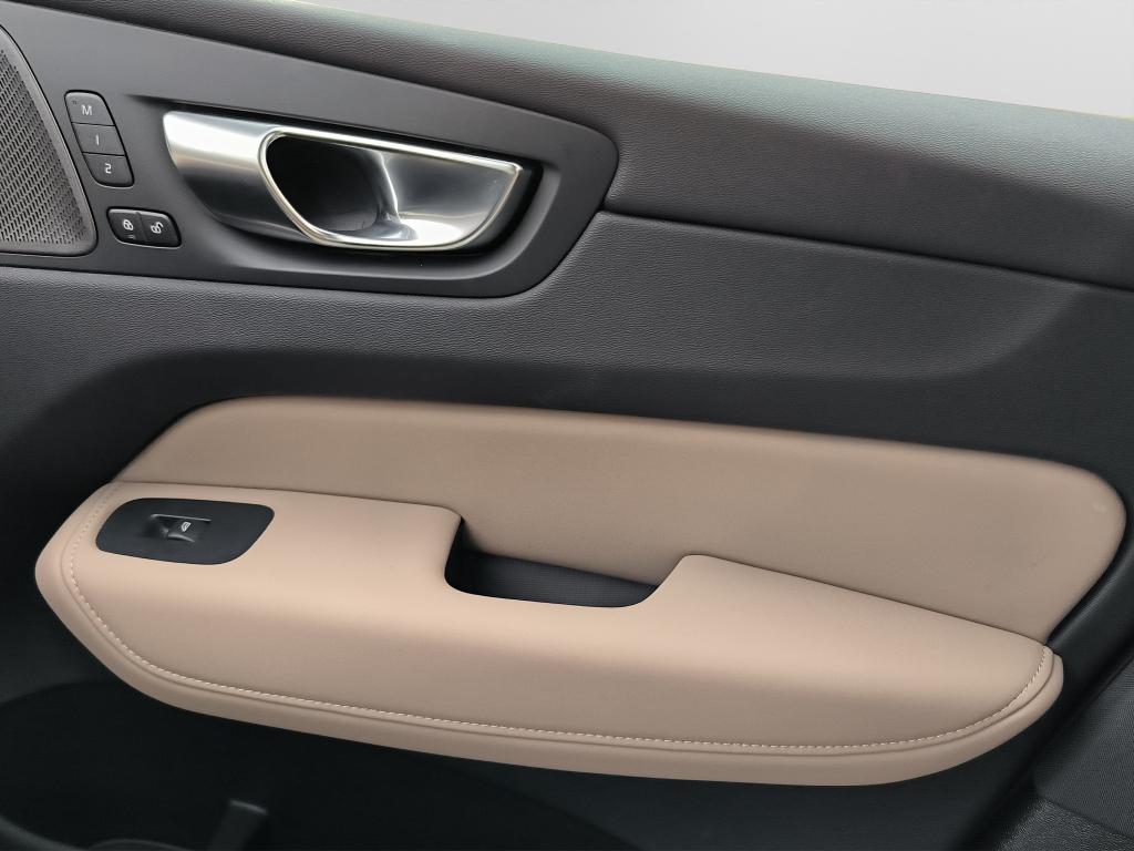 Volvo XC60 - Imagem 20