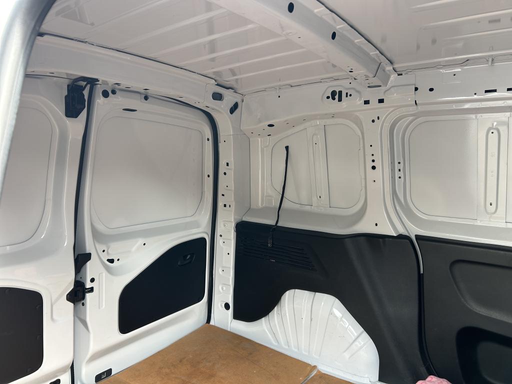 Opel COMBO - Imagem 9