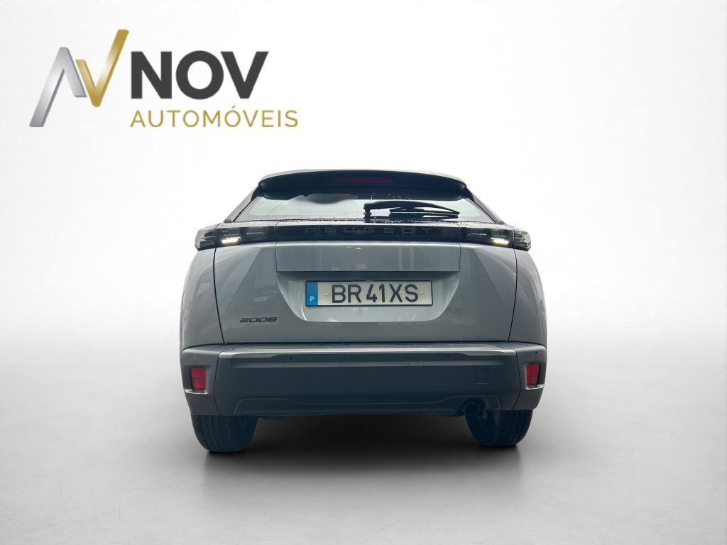 Peugeot 2008 - Imagem 8