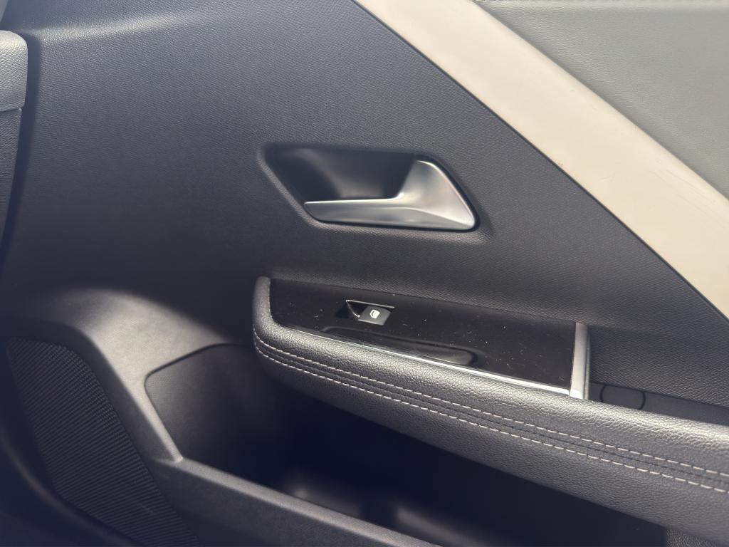 Opel ASTRA - Imagem 13