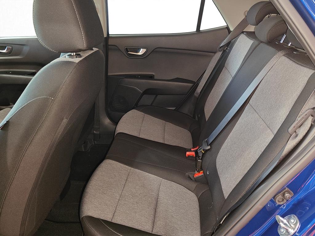 KIA STonic - Imagem 13