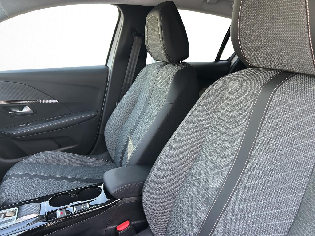 Peugeot 208 - Imagem 16