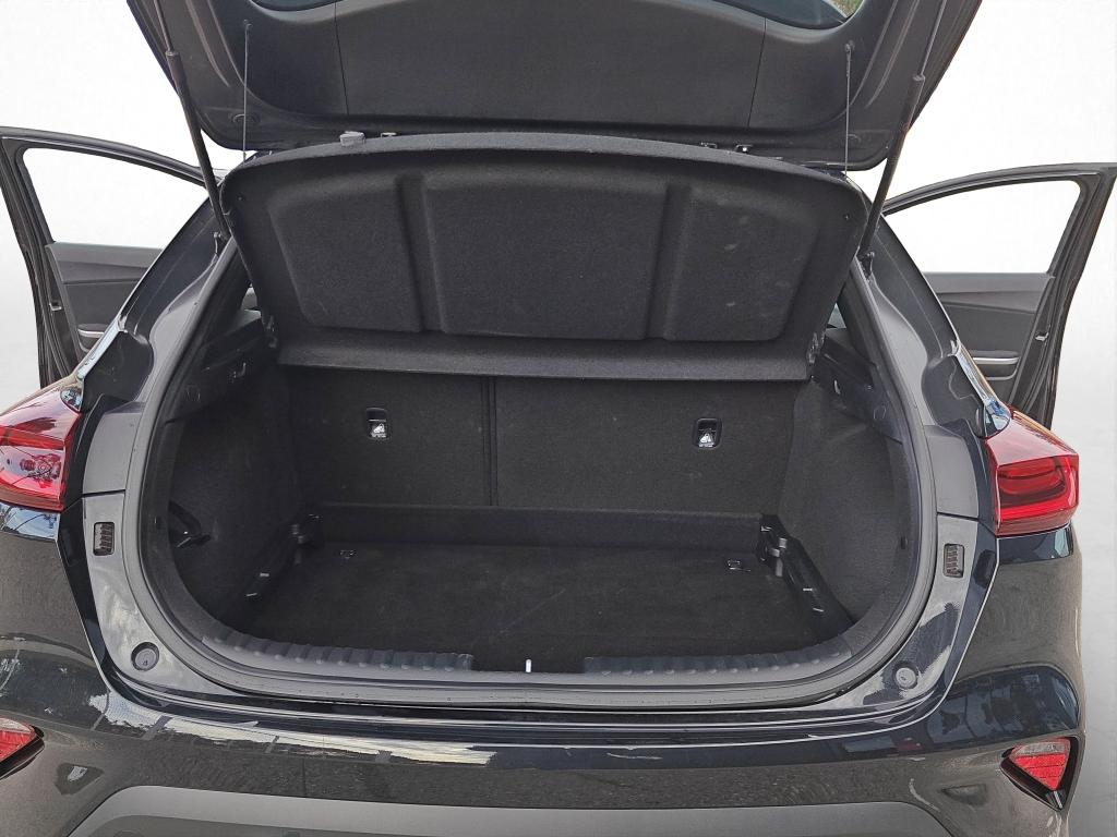 KIA XCeed - Imagem 18