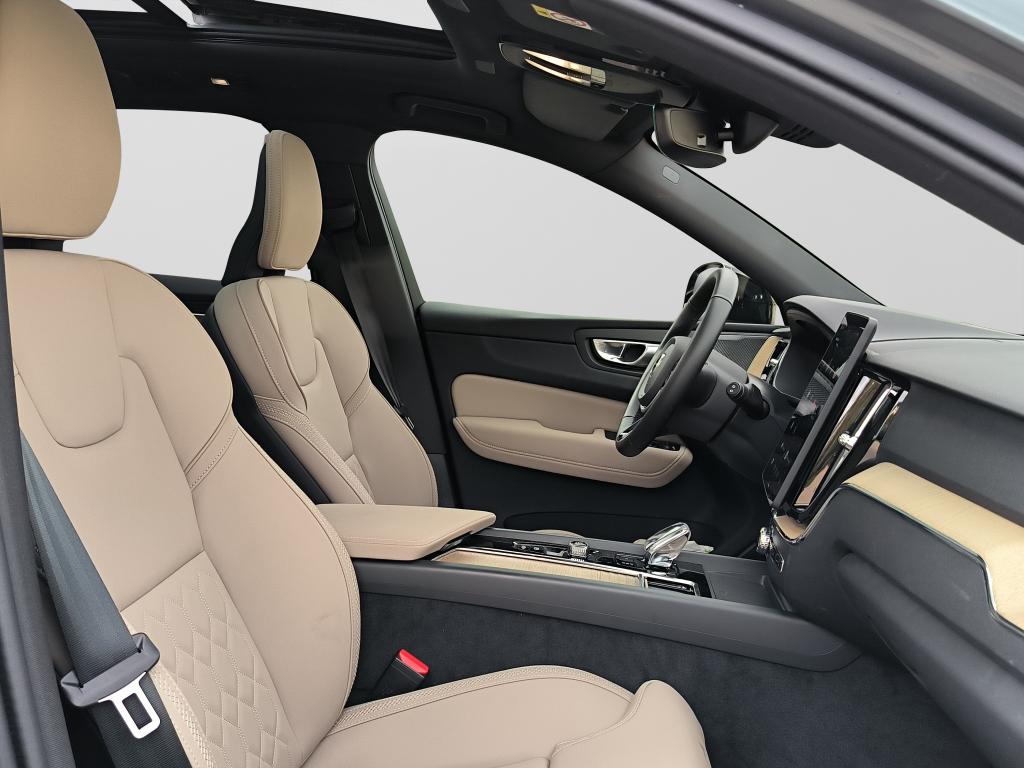 Volvo XC60 - Imagem 16